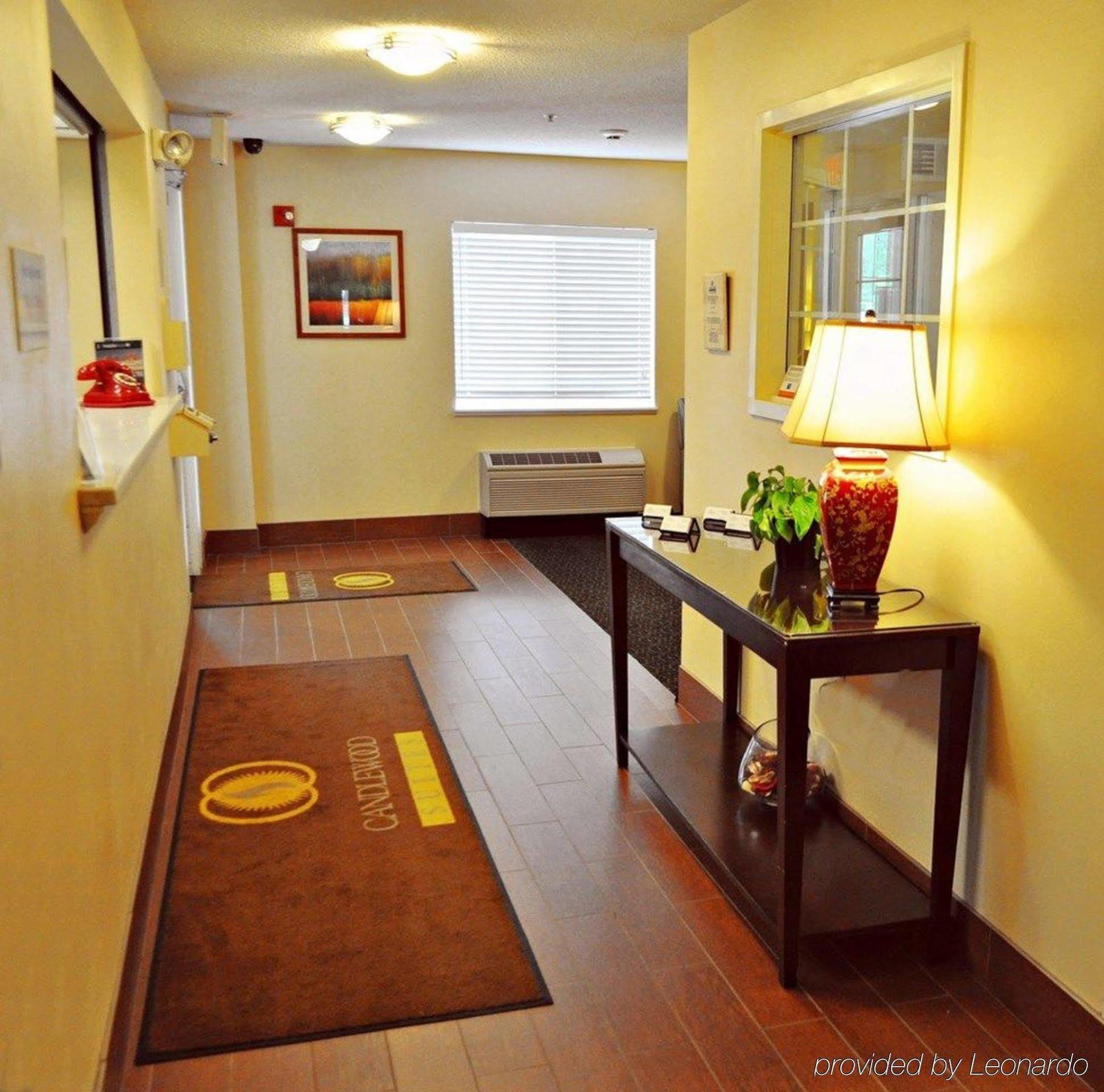 Candlewood Suites Raleigh Crabtree By Ihg Exterior foto